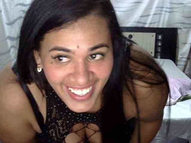 Letty33 webcam