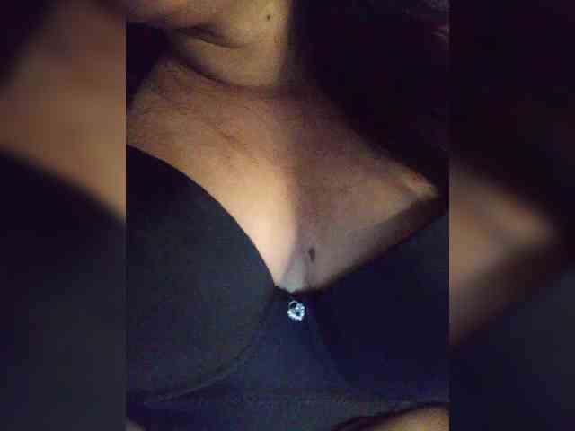 Letty33 webcam