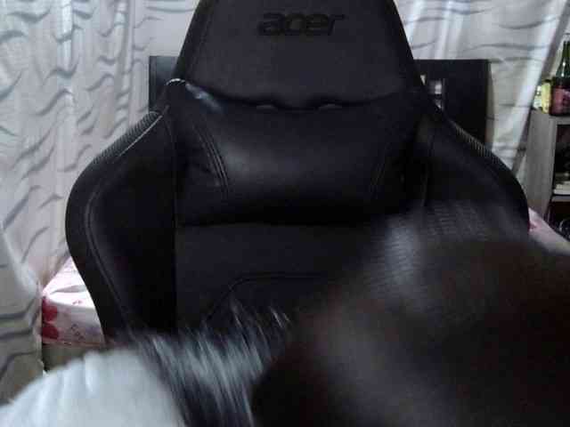 Letty33 webcam