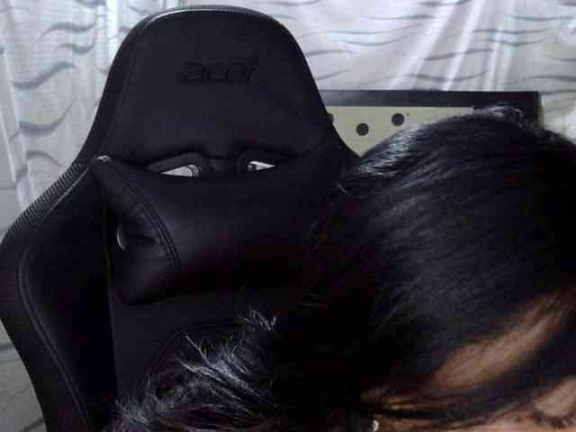 Letty33 webcam