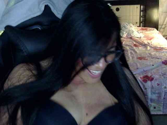 Letty33 webcam