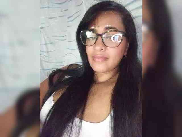 Letty33 webcam