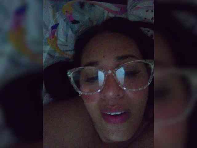Letty33 webcam