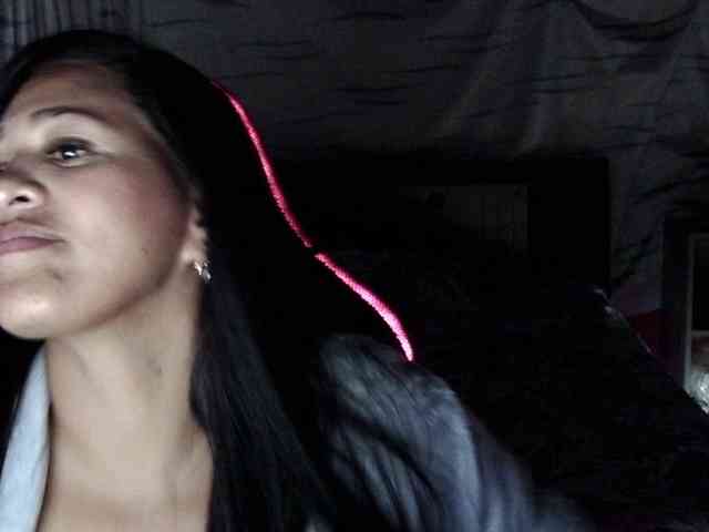 Letty33 webcam