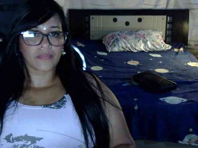 Letty33 webcam