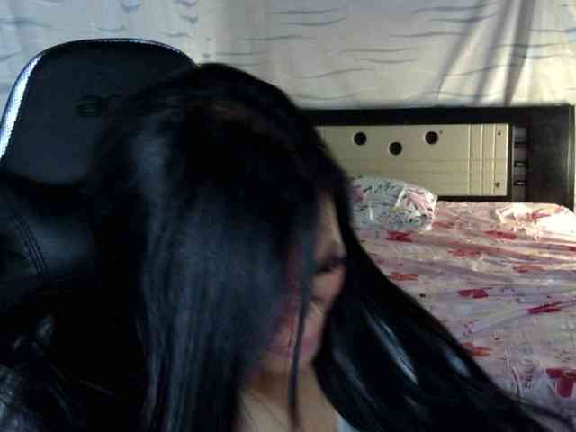 Letty33 webcam