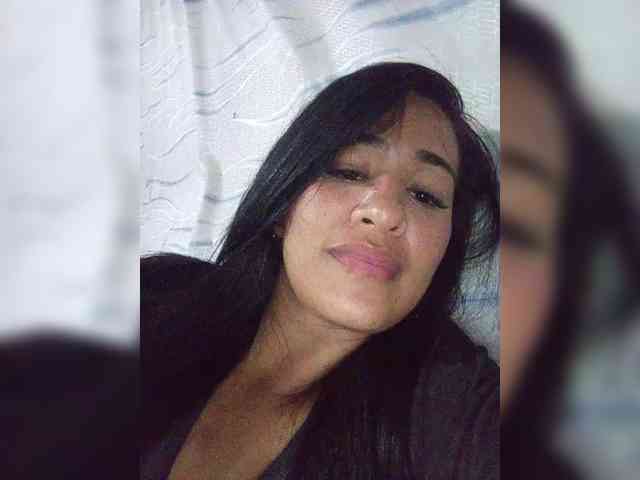 Letty33 webcam