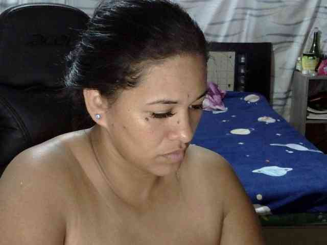 Letty33 webcam