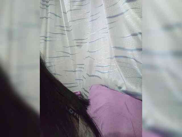 Letty33 webcam