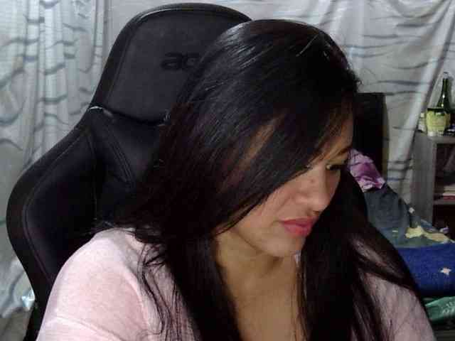 Letty33 webcam