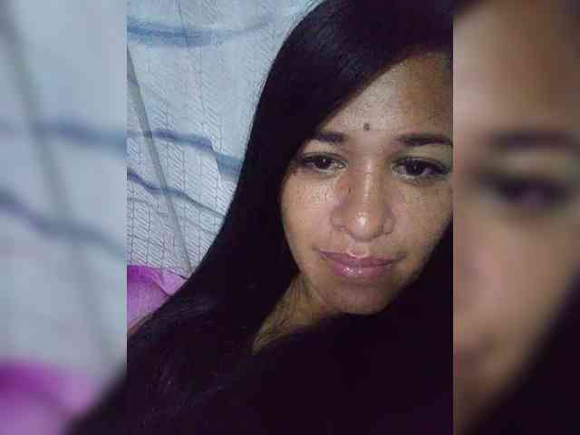 Letty33 webcam