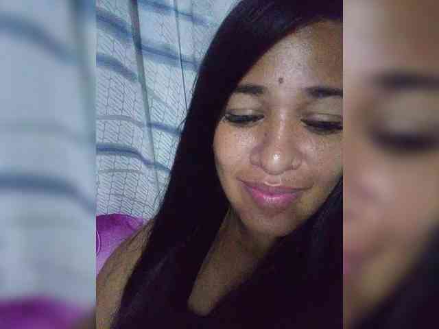 Letty33 webcam