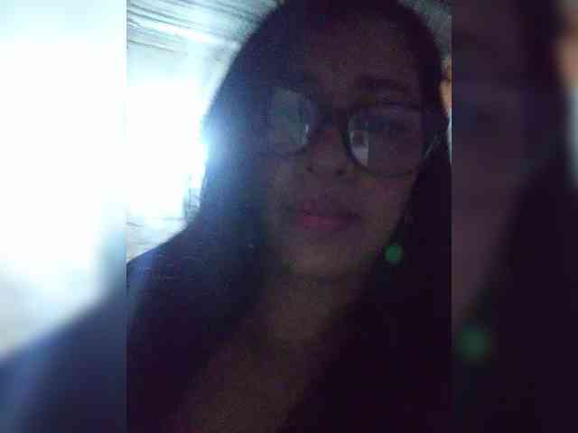 Letty33 webcam