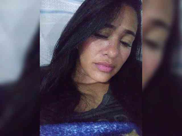 Letty33 webcam