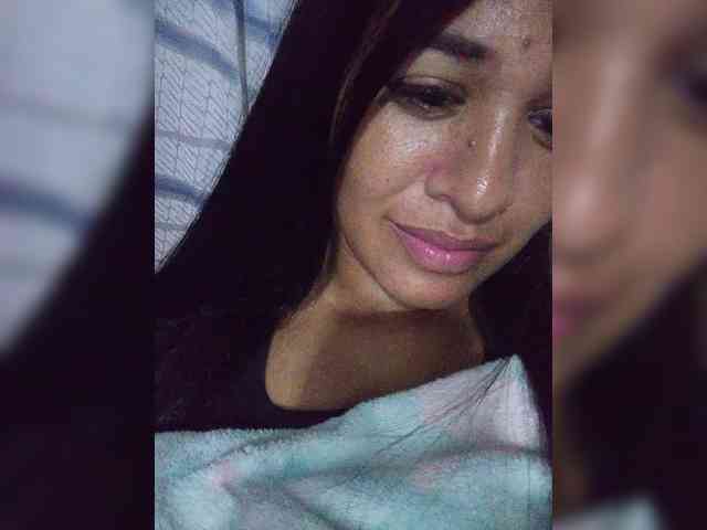 Letty33 webcam