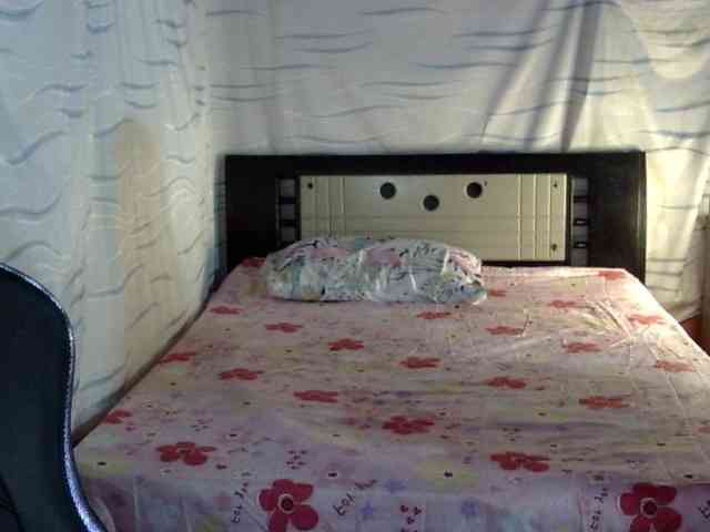 Letty33 webcam