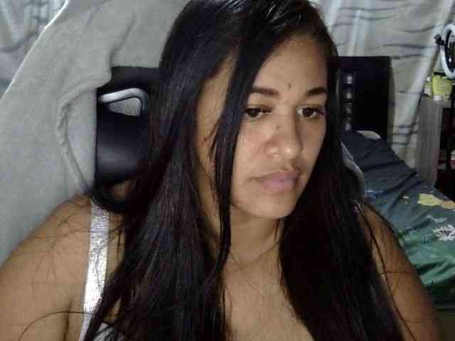 Letty33 webcam