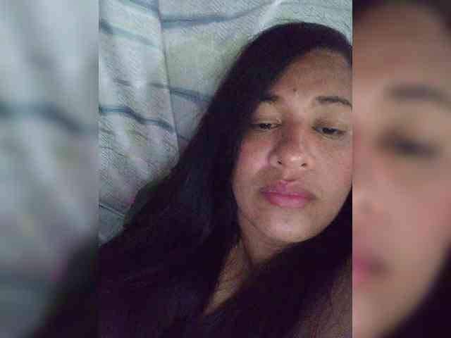 Letty33 webcam