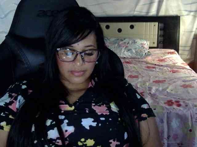 Letty33 webcam