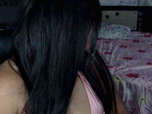 Letty33 webcam