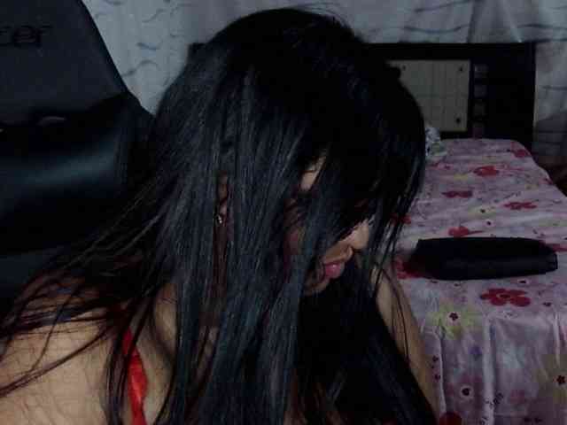 Letty33 webcam