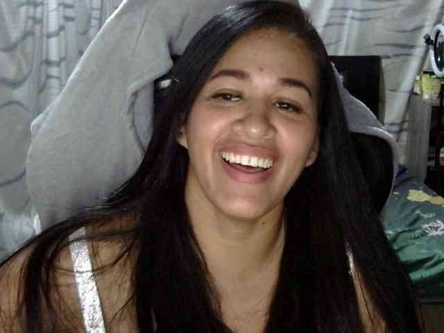 Letty33 webcam