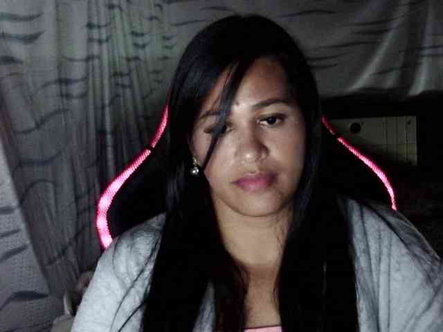 Letty33 webcam