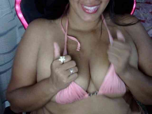Letty33 webcam