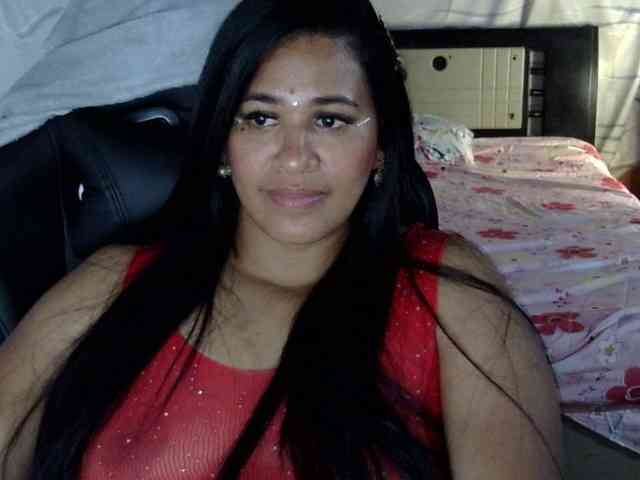 Letty33 webcam