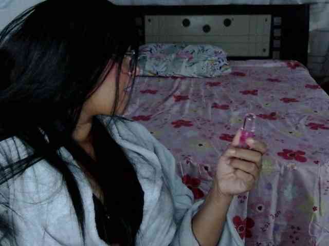 Letty33 webcam