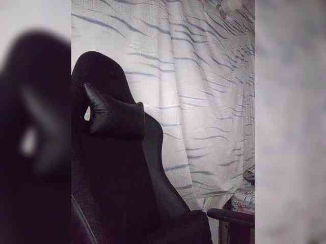 Letty33 webcam