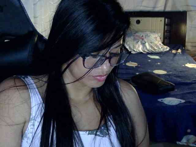 Letty33 webcam