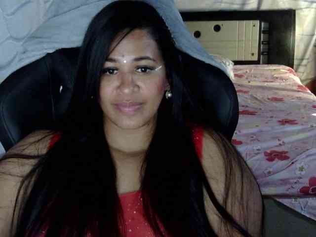 Letty33 webcam