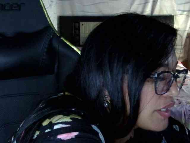 Letty33 webcam
