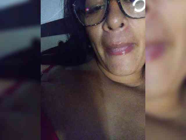 Letty33 webcam
