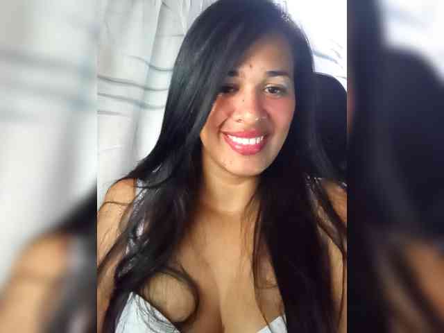 Letty33 webcam