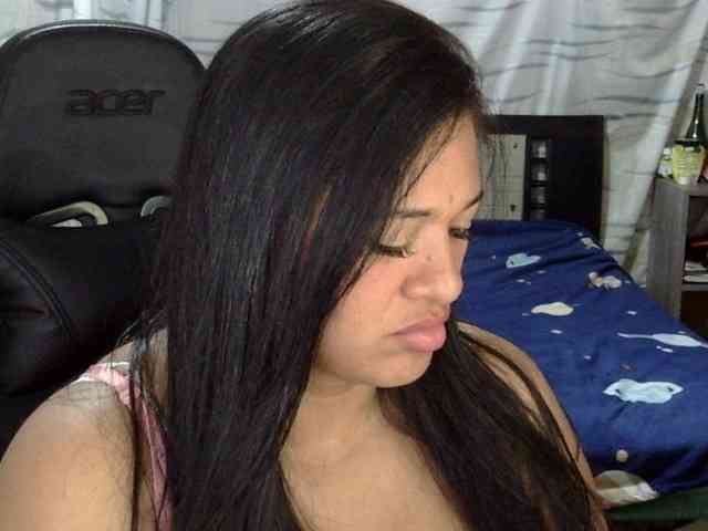 Letty33 webcam
