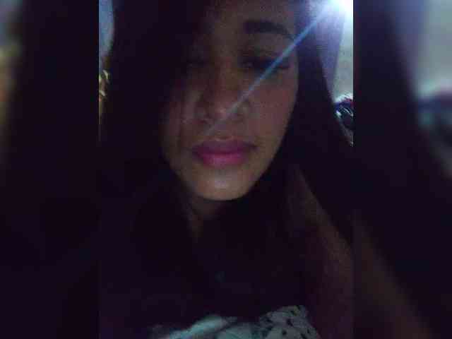Letty33 webcam