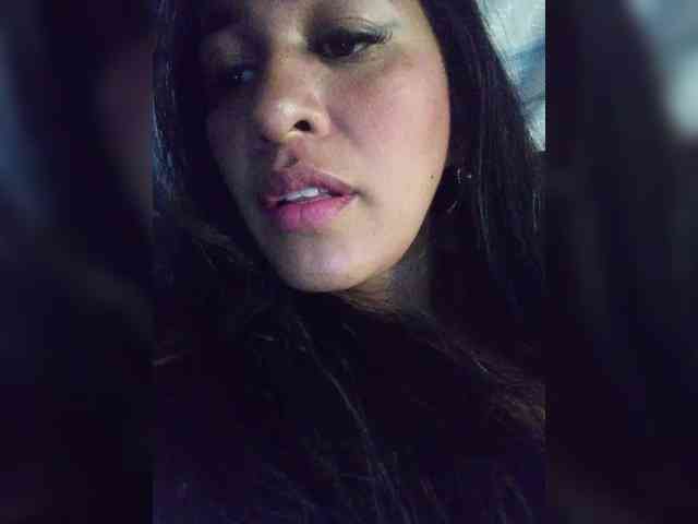 Letty33 webcam
