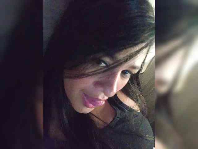 Letty33 webcam