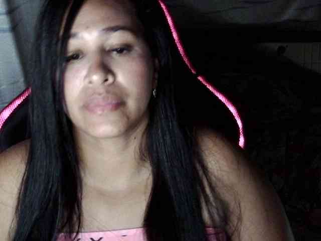 Letty33 webcam