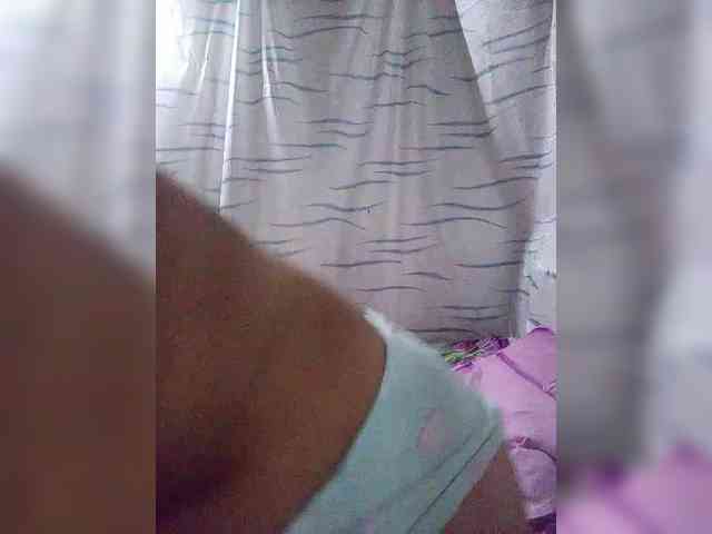 Letty33 webcam