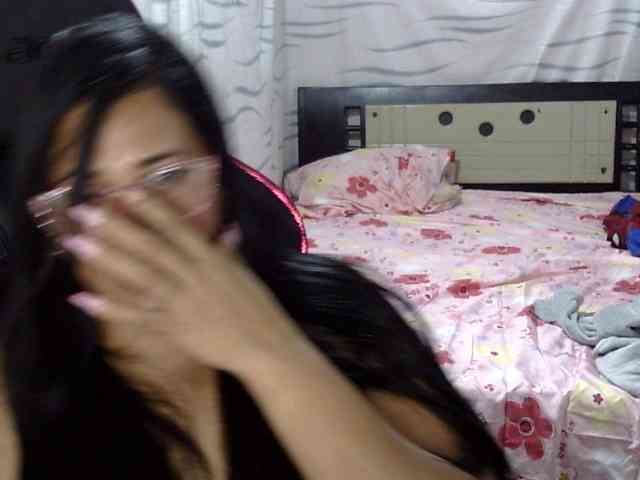 Letty33 webcam