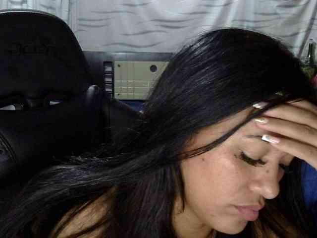 Letty33 webcam