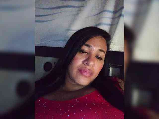 Letty33 webcam