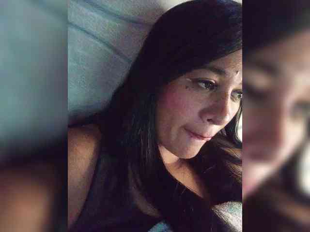 Letty33 webcam