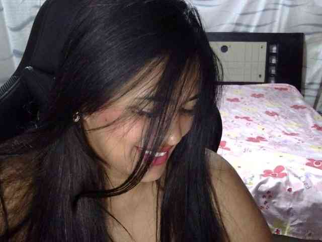 Letty33 webcam