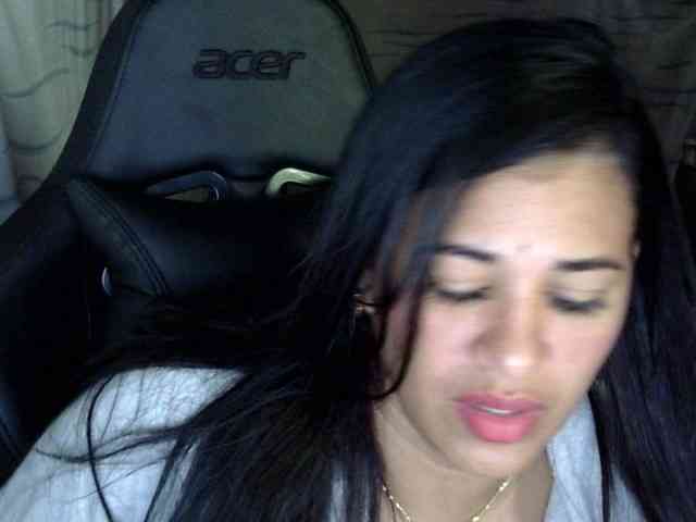 Letty33 webcam