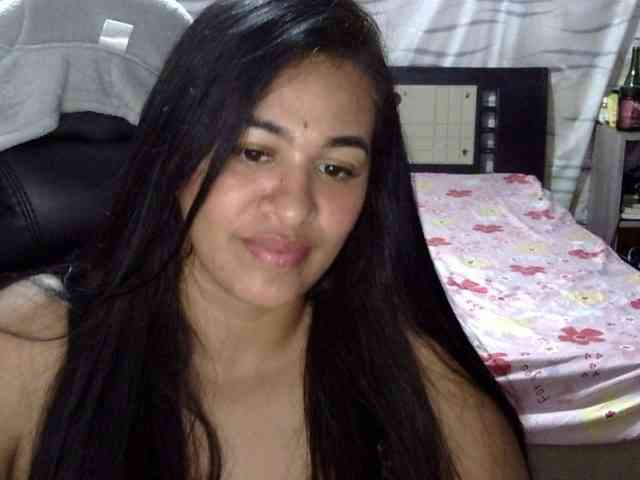 Letty33 webcam