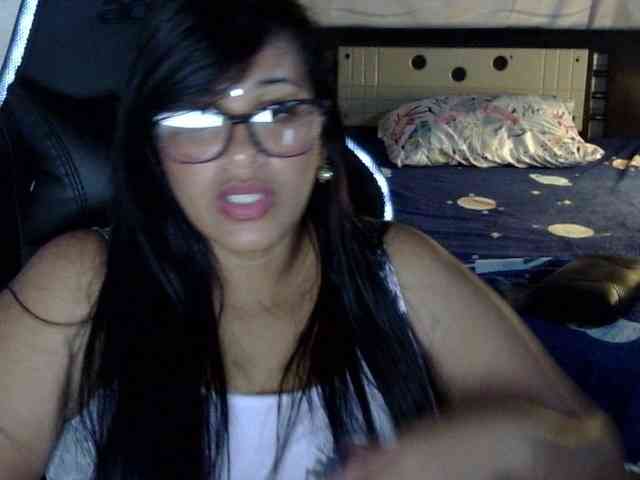 Letty33 webcam